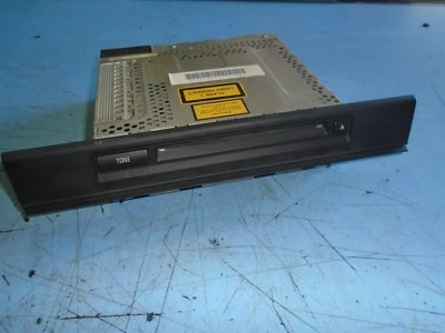 Range Rover L322 Single CD Player Unit Alpine 65.12-8 385 891 (D) - Image 1 of 4