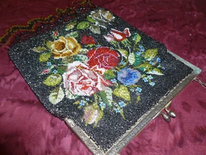Antiguo Bolso de Mano Micro Cuentas c1912 Flores de Rosa Victoriano de Colección - Imagen 1 de 12