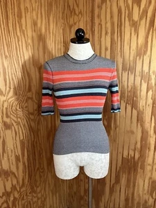 Free People hochgeschlossenes Strickoberteil tailliert 3/4 Arm gestreift strukturiert S mehrfarbig - Bild 1 von 8