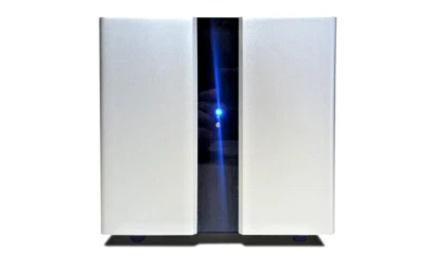 M2Tech Larson Class-A Monoblock Power Amp 20wRMS Balanc./RCA single-ended 10.5kg - Immagine 1 di 3