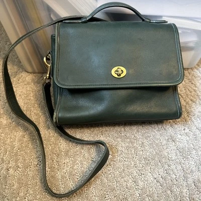 RARE Collectible Coach Vintage Forest Green  Leather G5C- 9870 Original - Image 1 of 4