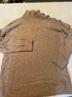 Suéter de cuello alto tostado medio Anthropologie para mujer Foto 1 de 4