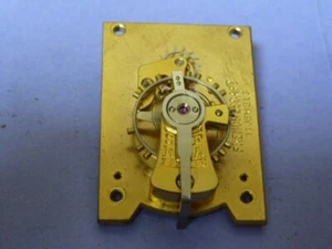 good elliott- french 11 jewel platform escapement & screws--working fine (T) - Picture 1 of 10