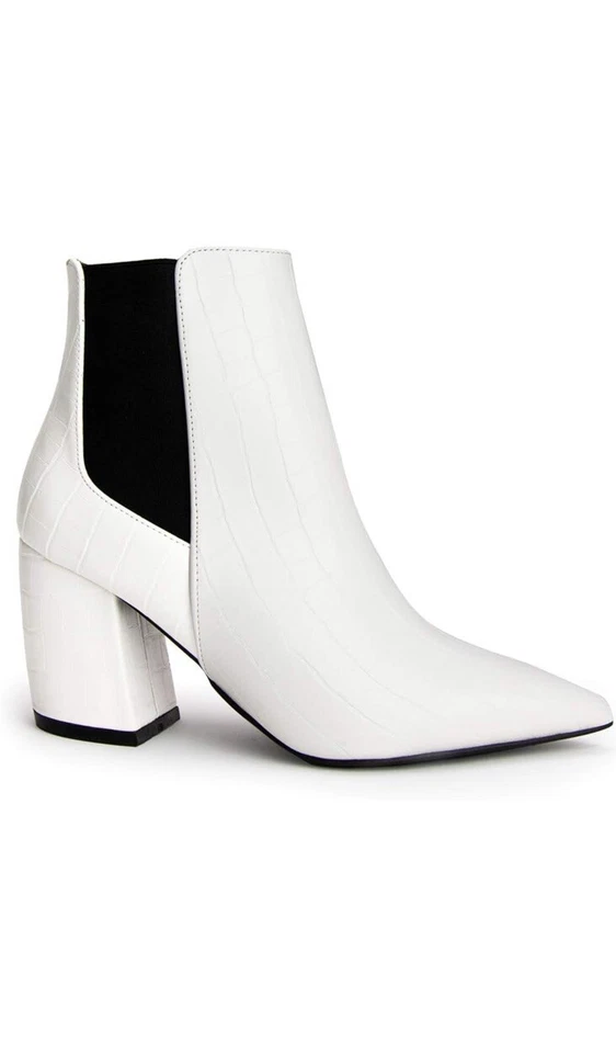 Qupid White Faux Croc Block Heel Ankle Chelsea Boots Size 8 - Image 1 of 4