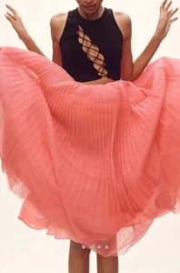 NWT ANTHROPOLOGIE HATCH MIDI TULLE PLEATED SKIRT MEDIUM - Picture 1 of 7