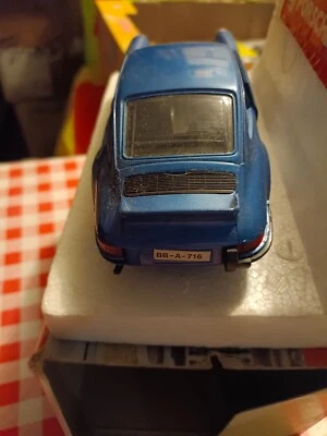 1:25 Porsche 911 blu Polistil - Immagine 1 di 3