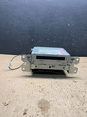 2009 2010 2011 Jaguar XF Radio Receiver CD Player M8284 DG - Image 1 of 4