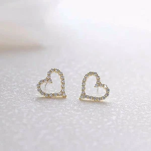 2 Ct Round Lab-Created Diamond Heart Shape Stud Earring 14k Yellow Gold Plated - Picture 1 of 9