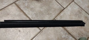 Front R Door Internal Glass Felt Scraper OEM seal 03-11 Crown Victoria Grand Ma - Picture 1 of 4