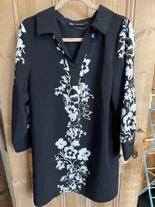 Zara Black Collar Long Sleeve Shift Dress With White Flowers. Size L - Picture 1 of 7