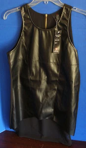 FUN & FLIRT by Japna ~ schwarzes Kleid ~ Kunstleder ~ transparenter Rücken mit Reißverschluss ~ klein ~ neu mit Etikett - Bild 1 von 3