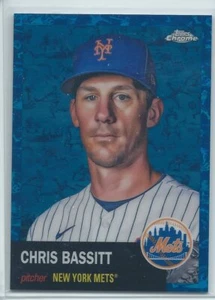 2022 Topps Platinum Anniversary #18 Chris Bassitt Toile White/Blue #/199 - Picture 1 of 2
