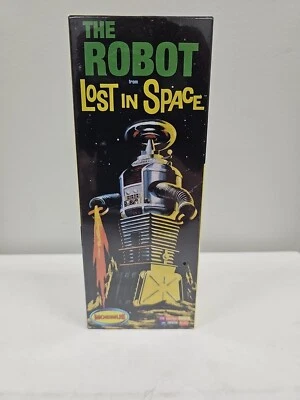 THE ROBOT from LOST IN SPACE Moebius Plastic Model Kit Skill Level 3 MOE418 NEW - Image 1 of 4