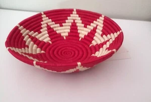 Macy’s Ruanda Weg zum Frieden böhmischer handgewebter Korb Wanddeko 12” - 10 Jahre - Bild 1 von 3