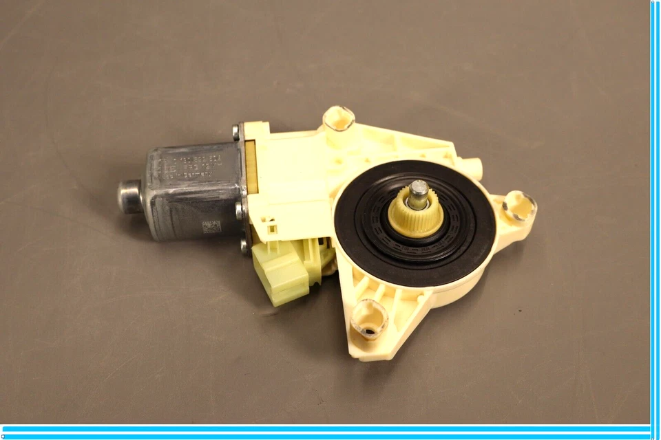 08-16 Mercedes E350 C350 GLK350 W212 Rear Right Door Window Regulator Motor Oem - Image 1 of 4