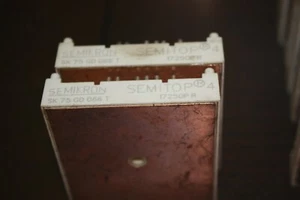 SK75GD066T Semikron IGBT module SEMITOP 4 - 1 Pcs (SC-8) - Picture 1 of 2