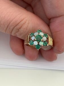9ct gold natural emerald & fiery ring, 1970's vintage 9k 375