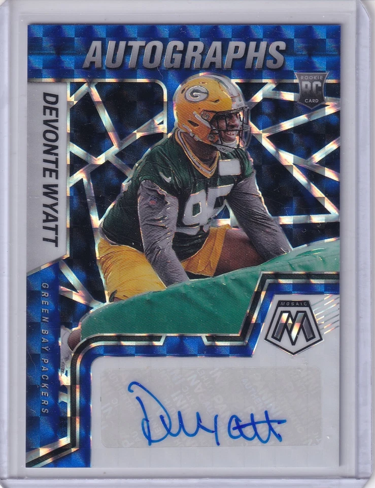 Devonte Wyatt 2022 Panini Mosaic Blue Holo Prizm Rc Auto (18/99) - Image 1 of 2