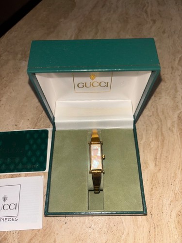 Gucci 1500L Orologio da polso per donna
