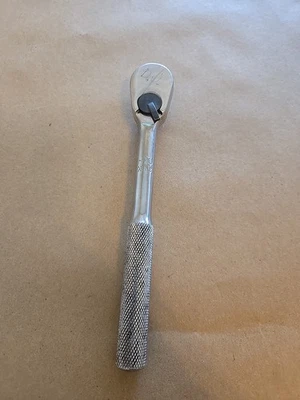 Mac Tools 7.5" Long 3/8" Drive Chrome Knurled Handle Ratchet USA XR8 - Image 1 of 4