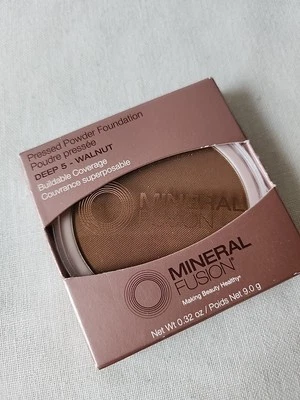 Mineral Fusion Pressed Powder Base Deep 5 Walnut 1 Buildable Compact .32 oz. New - Image 1 of 3