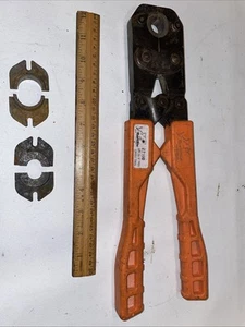 SharkBite 23100 Pex Crimp Tool, 3/8” 1/2” To 3/4” - Picture 1 of 2