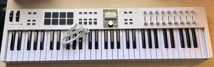 Arturia KeyLab Essential 61 mk3 MIDI Universal Keyboard Controller White Unused - Picture 1 of 22