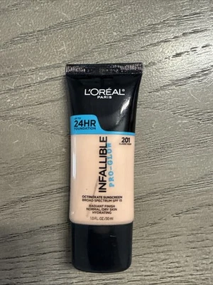 L'oreal Infallible Pro Glow 24 Hr Foundation Normal/Dry - 201 Classic Ivory - Image 1 of 2