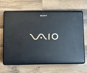 Sony Vaio Model PCG-3H1L - For Parts - Includes Charger - Intel CPU & 4GB RAM - Picture 1 of 8