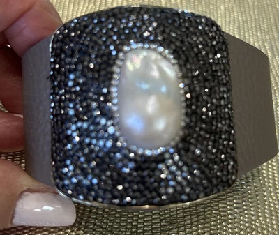 Baroque Pearl and crystal cuff bracelet NWT - Image 1 of 4