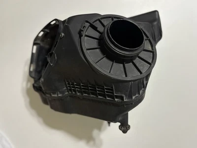 OEM Audi A7 A6 3.0T Engine Air Cleaner Intake Filter Box 4G0133836R 2012–2018 - Image 1 of 4