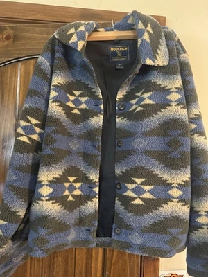 Chaqueta polar de colección Woolrich para mujer Sherpa Deep Pile abrigo navajo azteca azul. Grande Foto 1 de 4