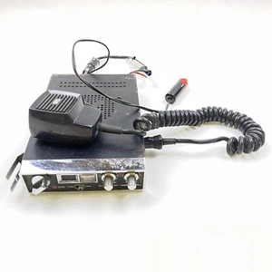 Realistic TRC-421 40 Channel Mobile Transceiver Radio Vintage 1970s - Picture 1 of 6