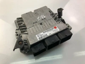 E186 FORD Engine Control Unit ECU AV61-12A650-PE S180138002C - Picture 1 of 4