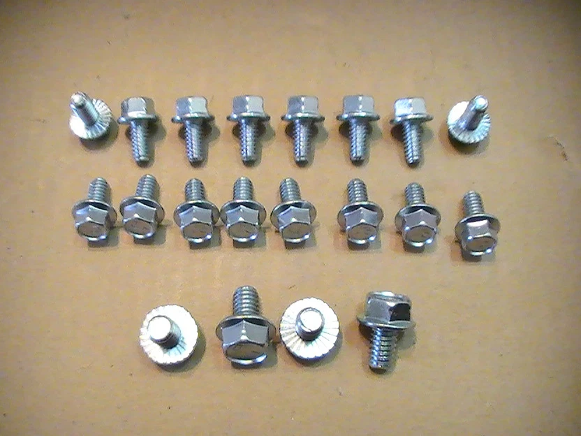 351-C, 351-M, 400 - Ford - cárter de aceite de acero de fábrica.......... Kit de pernos  Foto 1 de 1