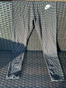 Girls Nike Pro Black Leggings Size L - Picture 1 of 4