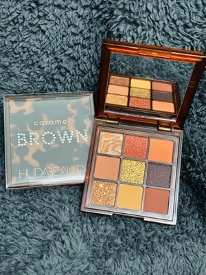 Huda Beauty Caramel Brown Obsessions Palette - FREE SAMPLE