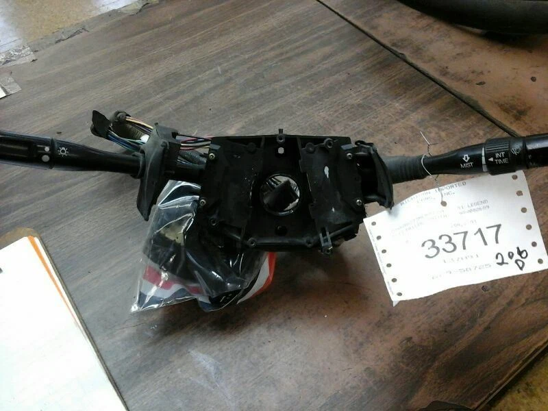 91 92 93 LEGEND L. COLUMN SWITCH ASSEMBLY CPE 2 DR 2689 Foto 1 de 1