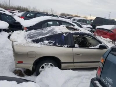 Distributor 4 Cylinder Hitachi Manufactured Fits 90-95 NISSAN PICKUP 10026 - Imagem 1 de 4