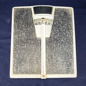 Vintage Mid Century Detecto Bathroom Floor Scale Retro White with Black Non-slip - Picture 1 of 7