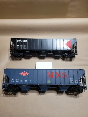 Weaver PS 2 Central Discharge Hopper MNS And CP Rail O Gauge - Image 1 of 4