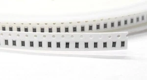 30x 200R Ω 200 Ohm 1206 SMD 0.25W 200V Resistenze/Resistenze Chip SMT - Foto 1 di 1