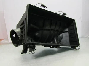 Mercedes E Class W210 96-02 E300 3.0TD air box intake air filter housing lower - Picture 1 of 8