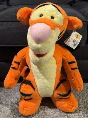 "Felpa Jumbo Tigger 22"" Mattel Arcotoy Winnie The Pooh de colección nueva con etiquetas como nueva" Foto 1 de 4