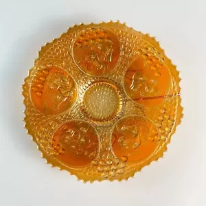 Antike Fenton Ringelblume Pferd Medaillon Karneval Glas Teller Reiter Deko - Bild 1 von 5