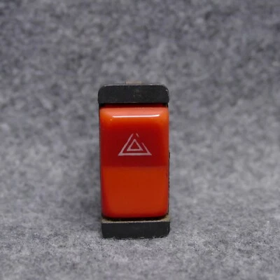 Interruptor intermitente de luz de peligro Mercedes Benz 300E 380SE 1985 000 820 90 10 OEM P74 Foto 1 de 4