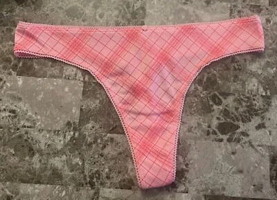 NUEVO CON ETIQUETAS BRAGAS TANGA VICTORIA'S SECRET XL ROSA CUADROS ROSA APLIQUE 100% ALGODÓN Foto 1 de 3