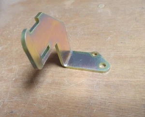 09piki74 RENAULT 5 GT TURBO 1 x BRACKET & 2 x SUPPORT BARS - Picture 1 of 3