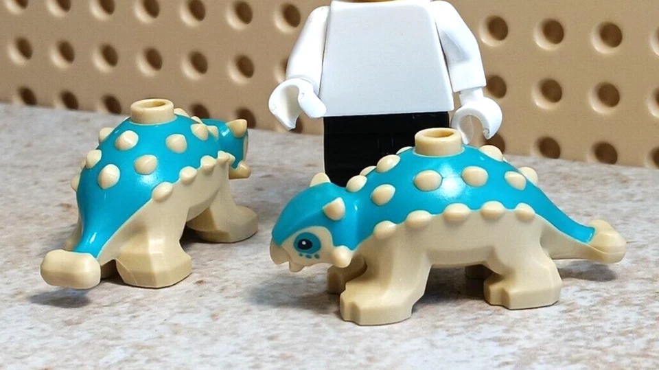 LEGO Dinosaurio Bebé ANQUILOSAURIO Espinas Armadillo Ancestro Porcupín Jurásico Foto 1 de 1