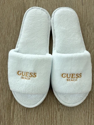 Zapatillas de felpa de algodón blancas GUESS BEACH Club Marciano  Foto 1 de 4